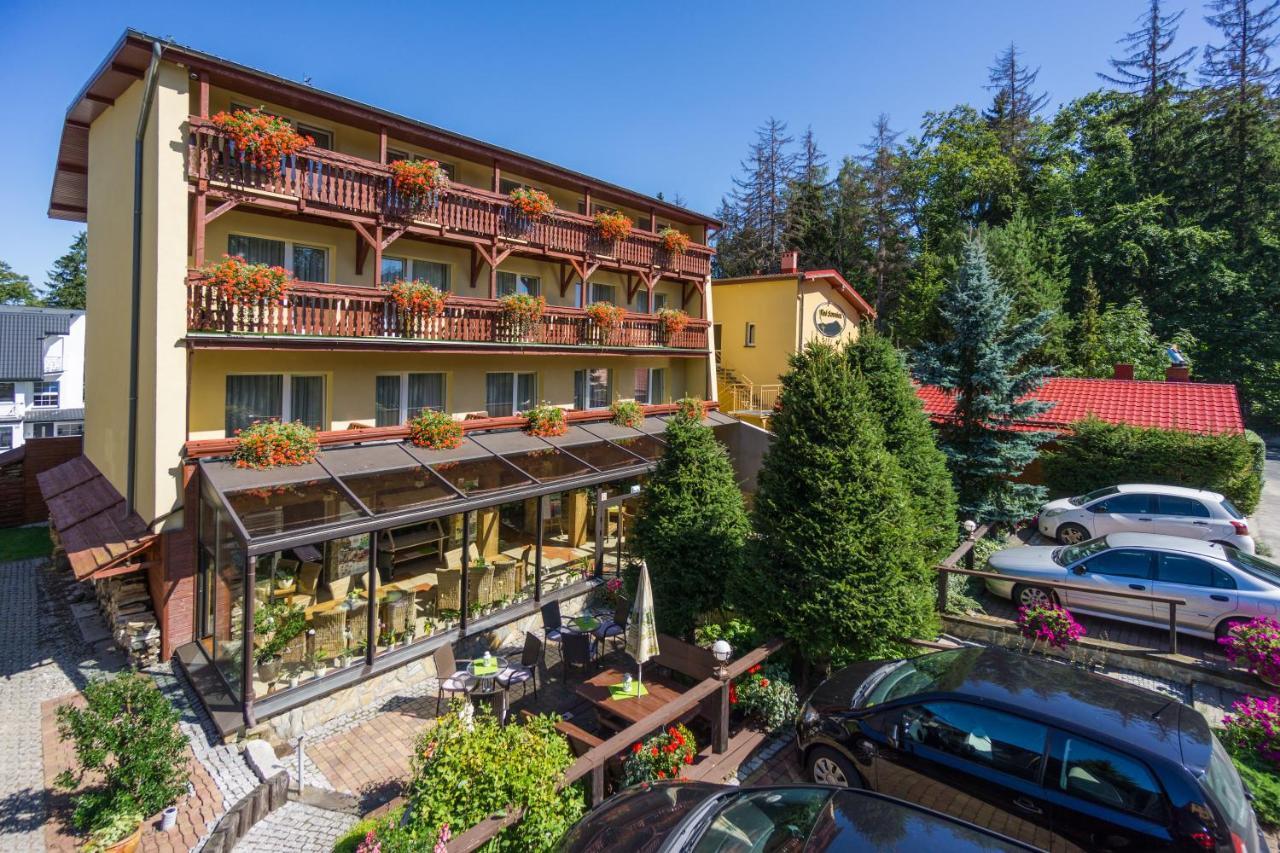 Hotel Pod Szrenica シクラルスカ・ポレンバ エクステリア 写真