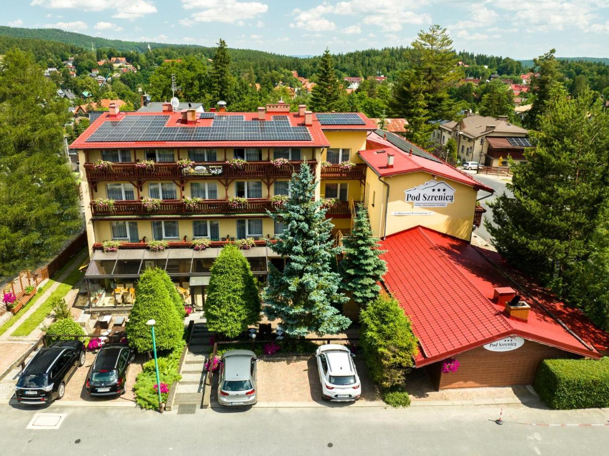 Hotel Pod Szrenica シクラルスカ・ポレンバ エクステリア 写真