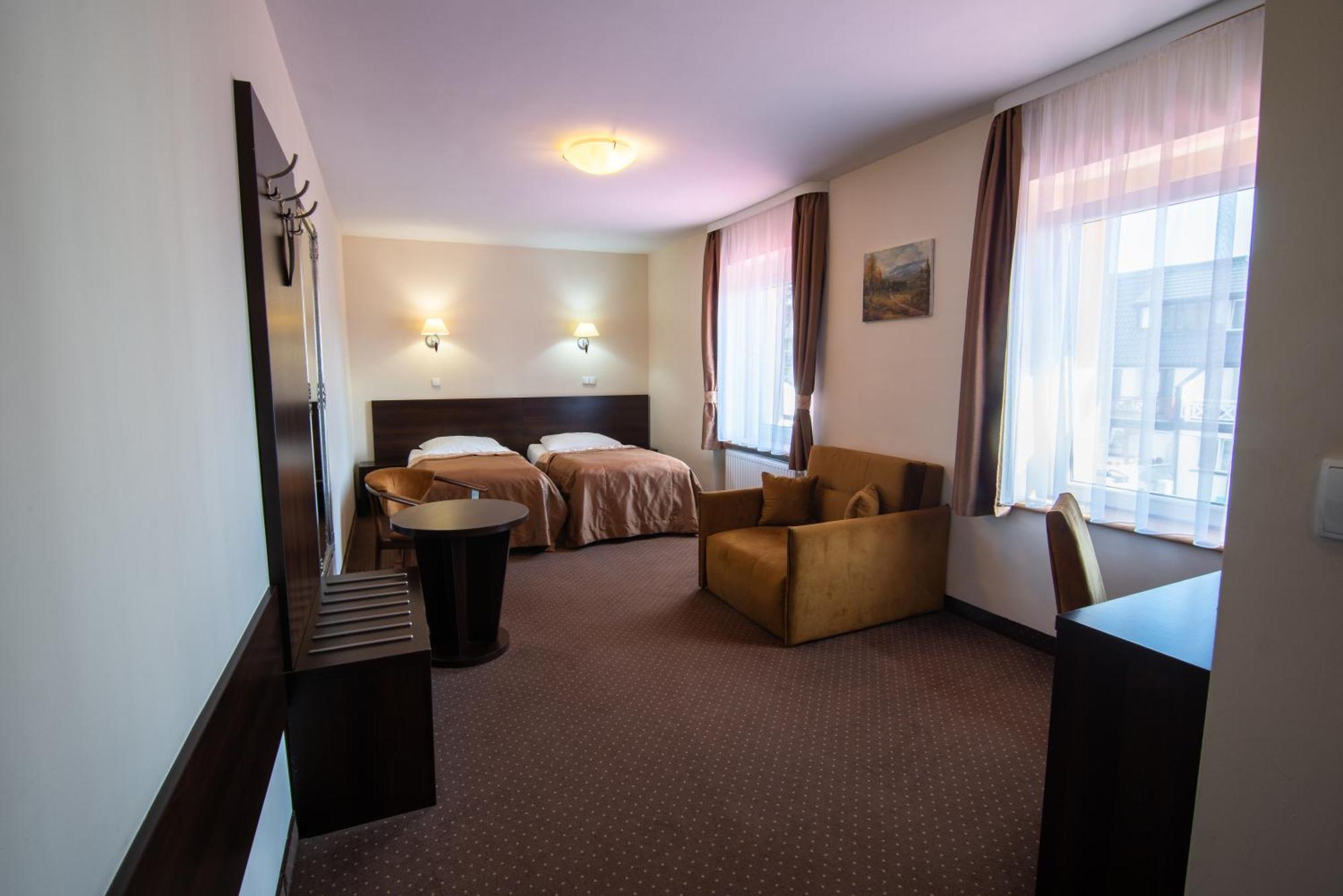 Hotel Pod Szrenica シクラルスカ・ポレンバ エクステリア 写真